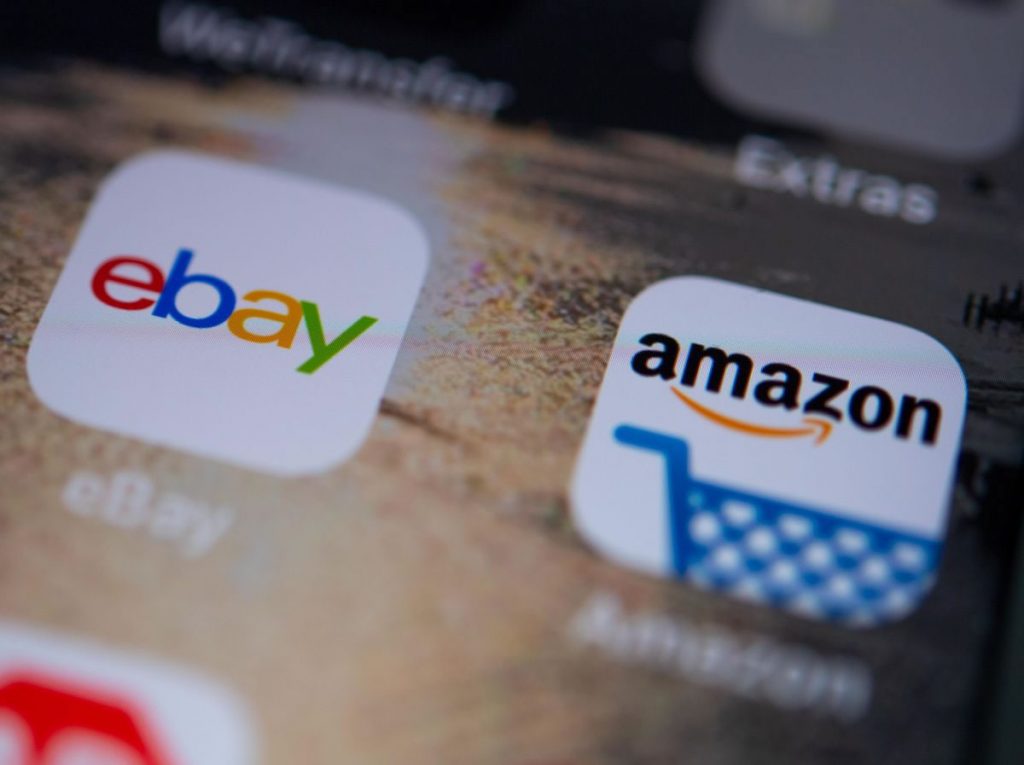 Con el saldo Paypal puedes comprar en Amazon y Ebay de forma sencilla sin comprometer tus datos personales de tarjetas de crédito.
